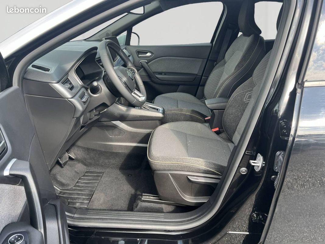 RENAULT Captur E-Tech full hybrid 145 ch Techno (image 10)