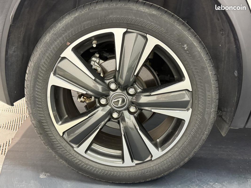 LEXUS UX 250h 2WD - BV E-CVT 2020 250H Executive (image 24)