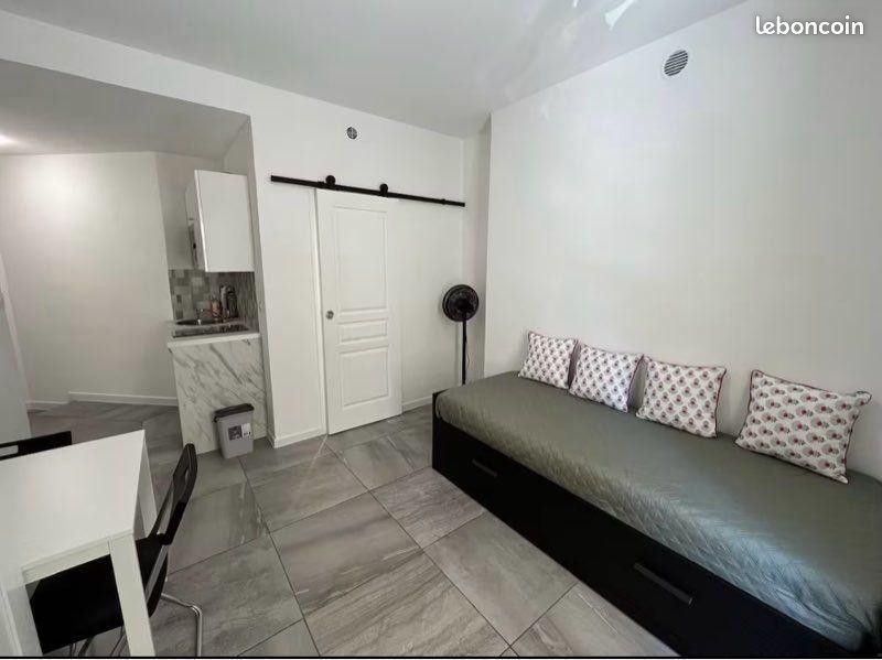 Appartement 2 pièces 35 m² · à Paris · 35 m² · 1 045 €/mois