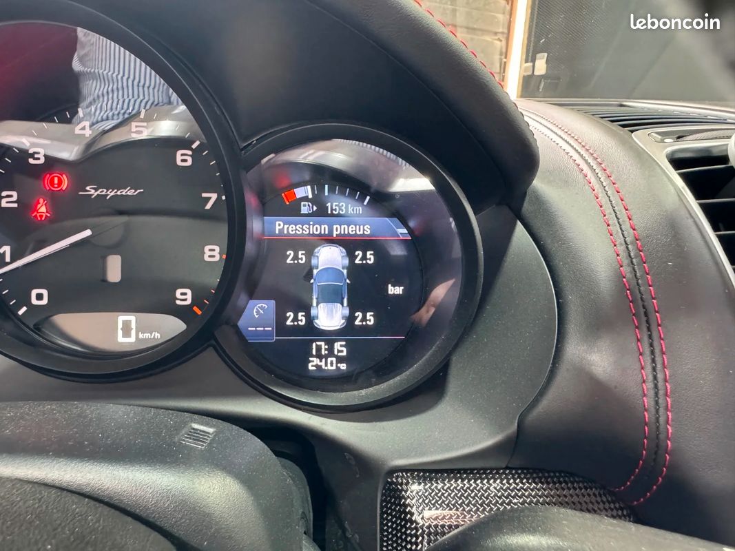 PORSCHE BOXSTER SPYDER 981 375 cv 3.8i / Entretien Porsche / Bose / Pack Chrono Sport / Echappement Sport (image 33)
