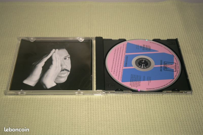 Lionel Richie "Back To Front" (image 2)