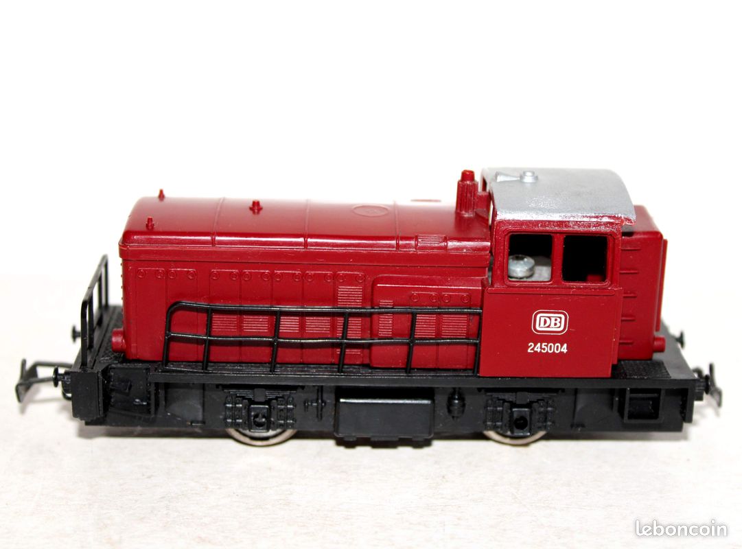 Jouef 8502 H0 Locomotive Diesel Br 245 004 de DB Rouge