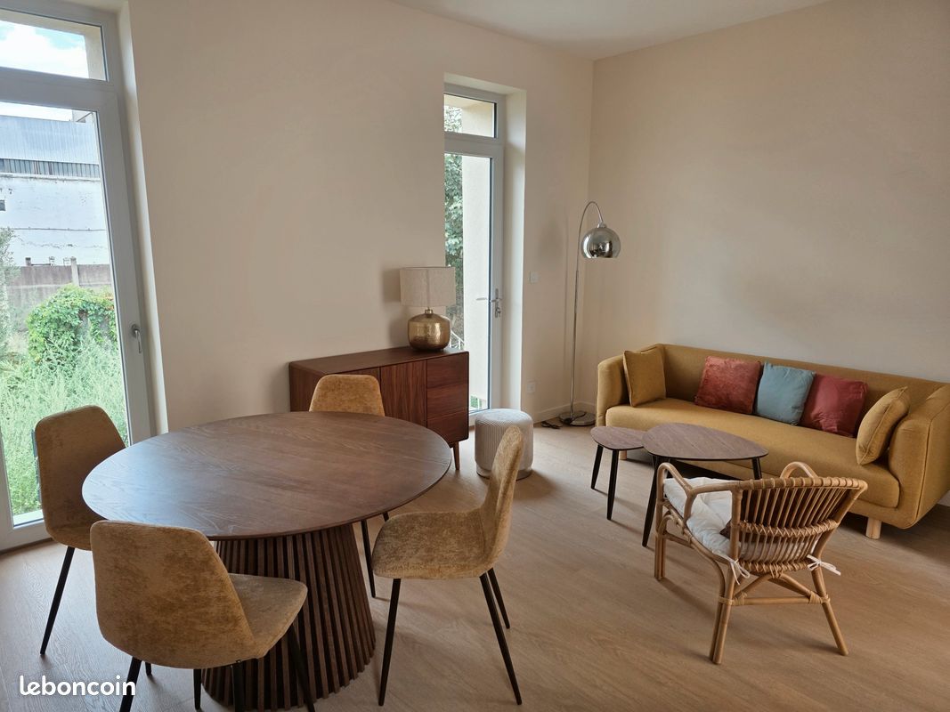 Appartement 3 pièces 47 m² · à Oullins-Pierre-Bénite · 47 m² · 1 100 €/mois