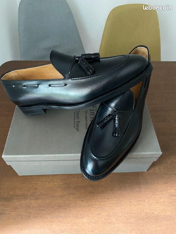 Mocassins Finsbury noir 9,5 UK (image 1)