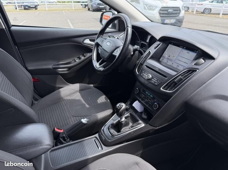 Ford Focus SW 1.5 TDCi 120ch Stop&Start Titanium (image 7)