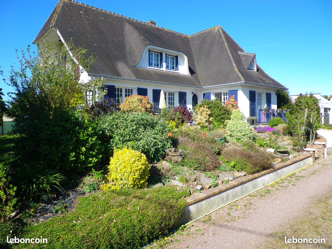 Maison 7 pièces 152 m² · à Sainte-Hélène-Bondeville · 152 m² · 298 000 €