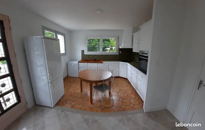 Maison 5 pièces 75 m² · à Angers · 75 m² · 490 €