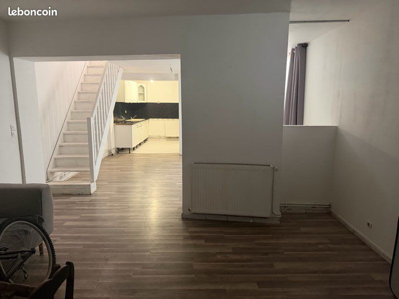 Appartement 6 pièces 80 m² · à Tourcoing · 80 m² · 750 €