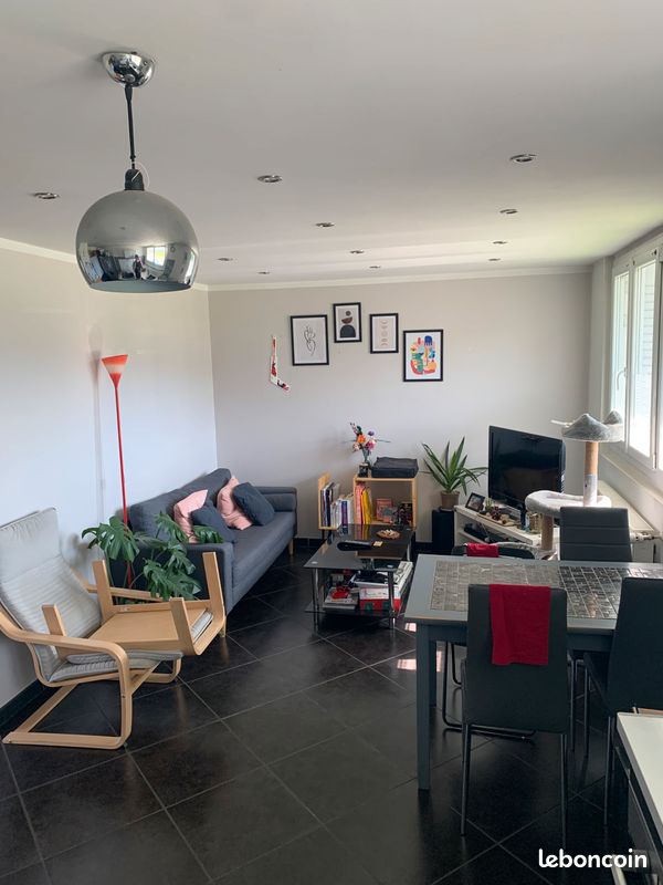 Appartement 3 pièces 52 m² · à Saint-Martin-d'Hères · 52 m² · 800 €/mois