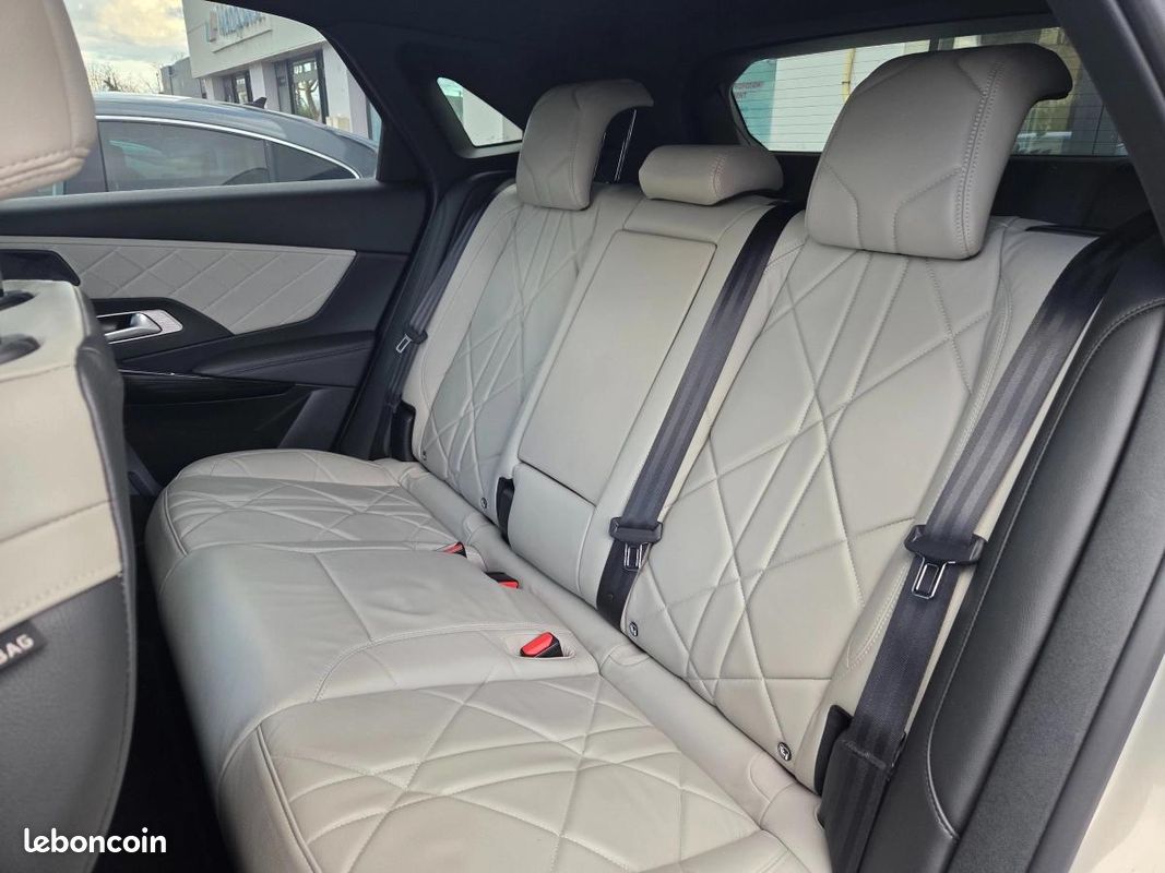 Ds Automobiles Ds 7 Crossback 1.6 HYBRID 300 CH RIVOLI 12 (image 6)