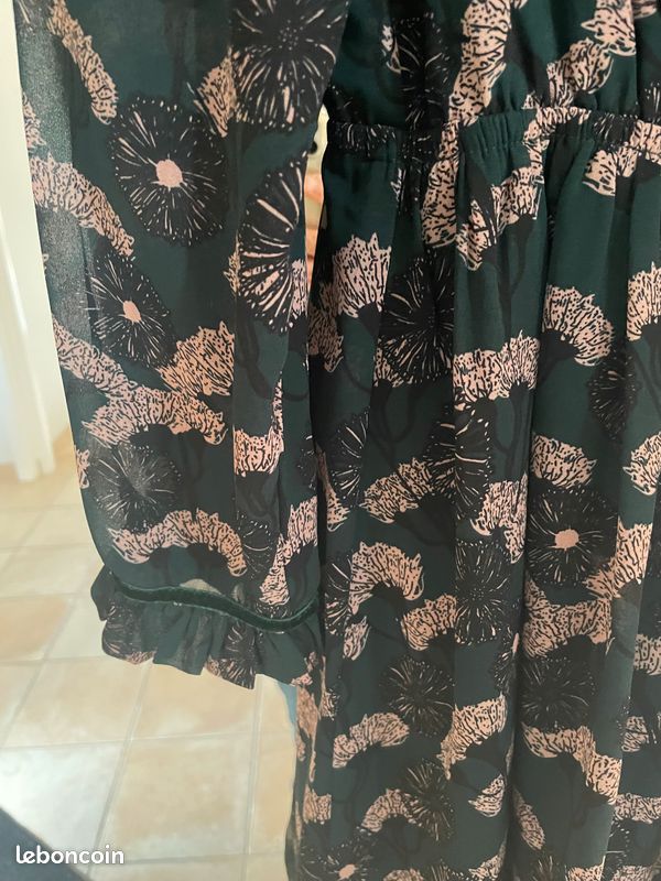 Robe (image 3)
