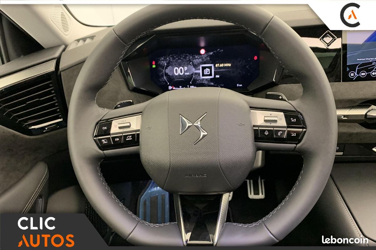 DS DS4 DS N°4 1.2i Hybride 145 BVR Etoile Alcantara (image 13)