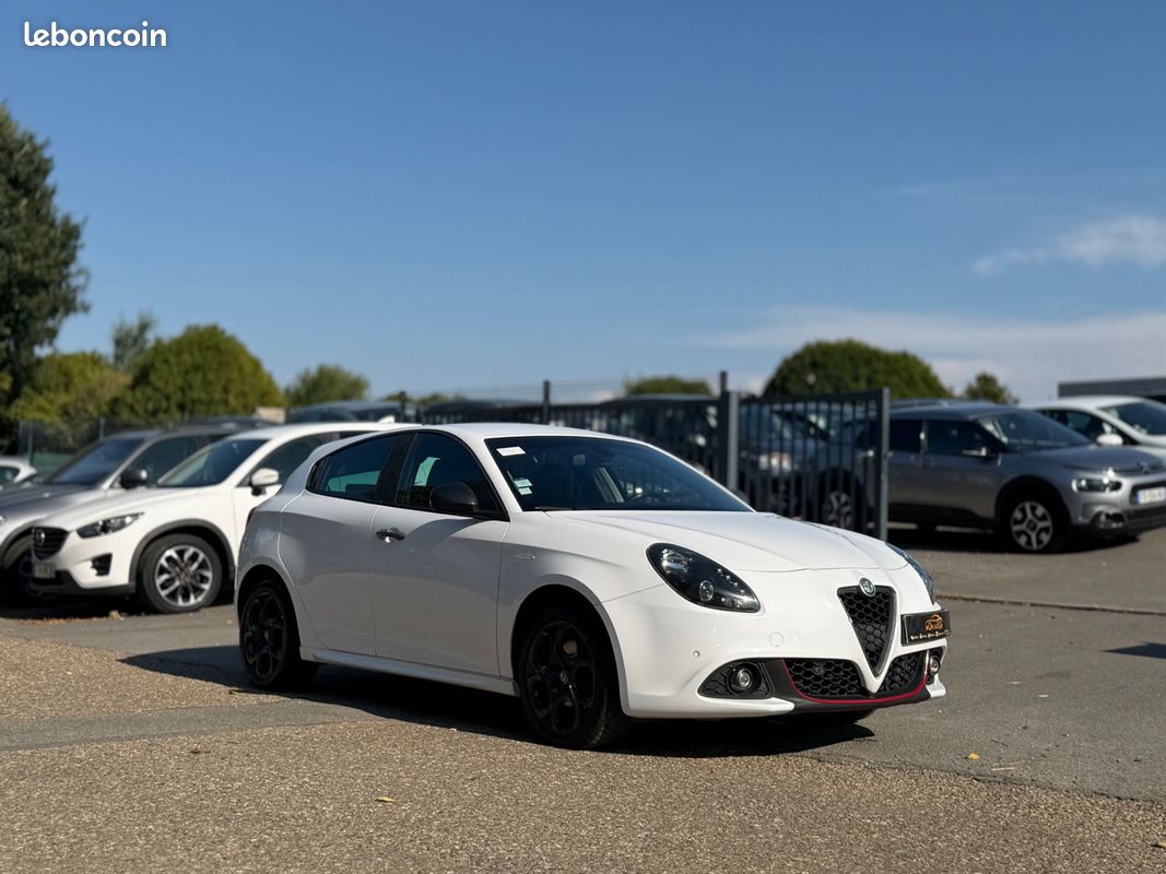 Alfa Romeo Giulietta Serie 2 2.0 JTDM 150ch Lusso – Gps – Clim – Révisée & garantie 6 mois (image 3)
