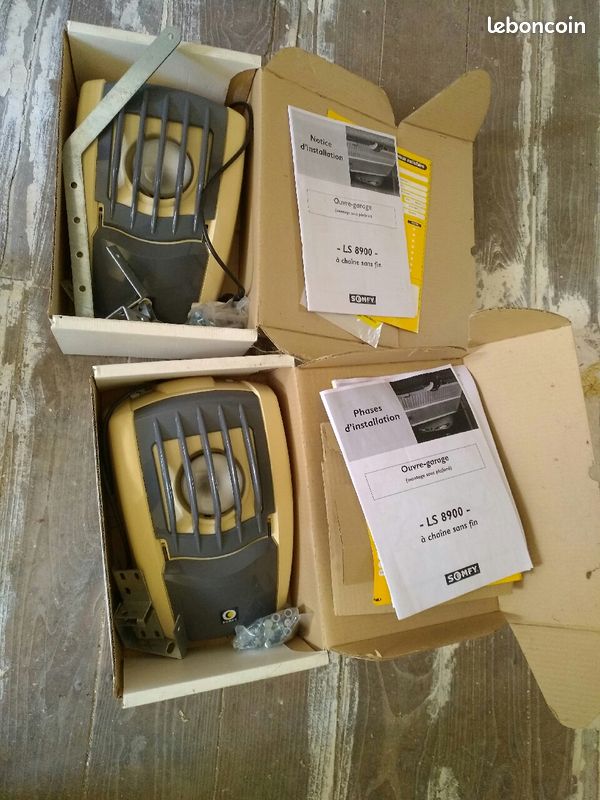 Moteur de porte sectionnelle SOMFY (image 1)