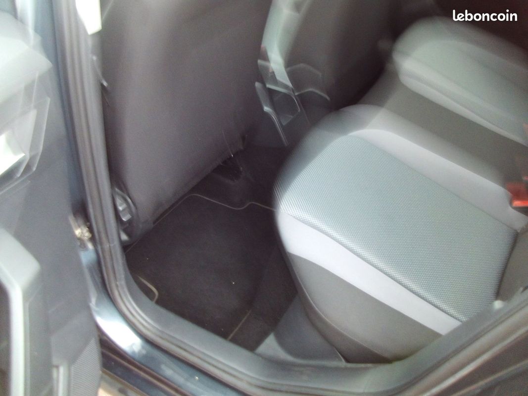 Seat ARONA 1.6 TDI 95CH STYLE (image 6)