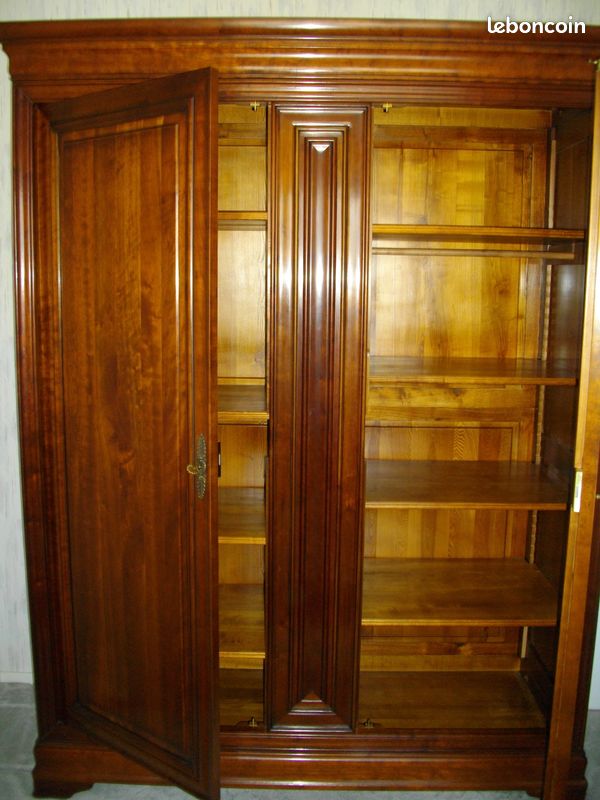 Chambre Style Louis Philippe en merisier: lit (2 sommiers motorisés) + chevet + armoire (image 3)