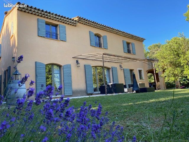 Maison 5 pièces 172 m² · à Saint-Marc-Jaumegarde · 171,9 m² · 3 600 €/mois
