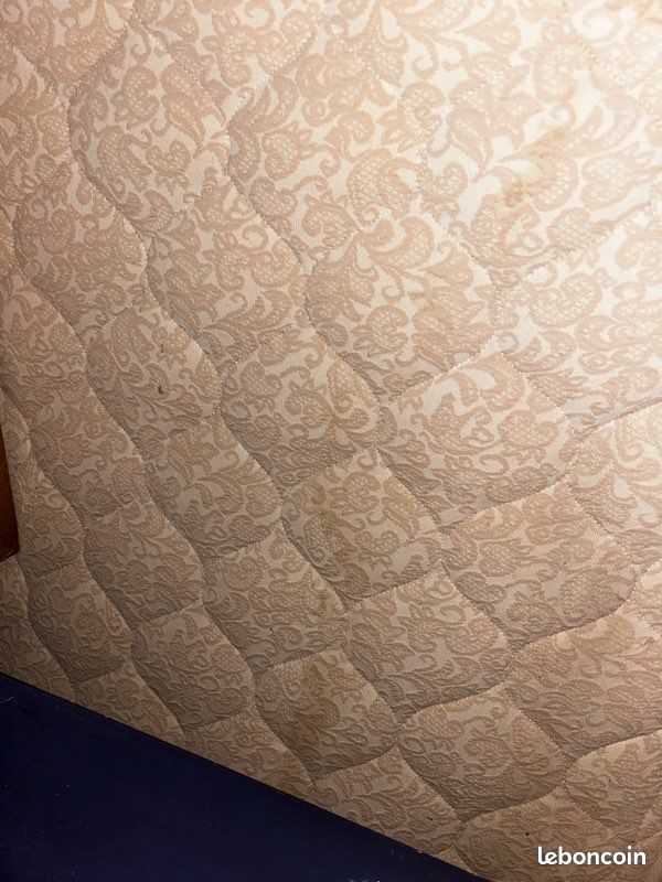Matelas. Vente pour cause déménagement. ,1,40x1,90 (image 3)