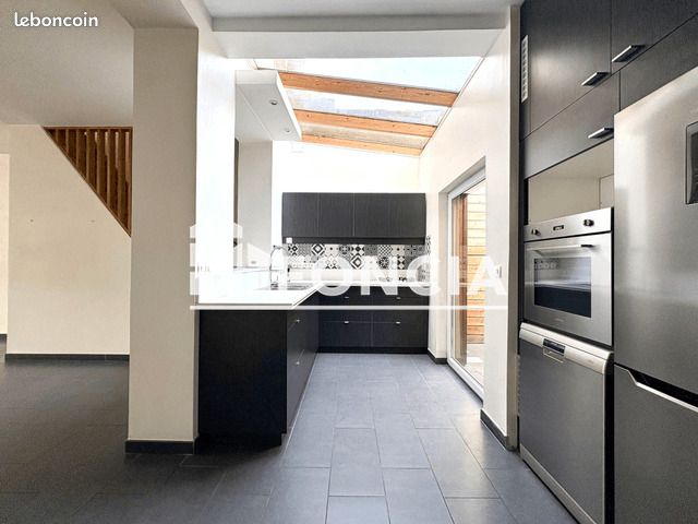 Maison 5 pièces 122 m² · à Tourcoing · 122 m² · 1 100 €/mois