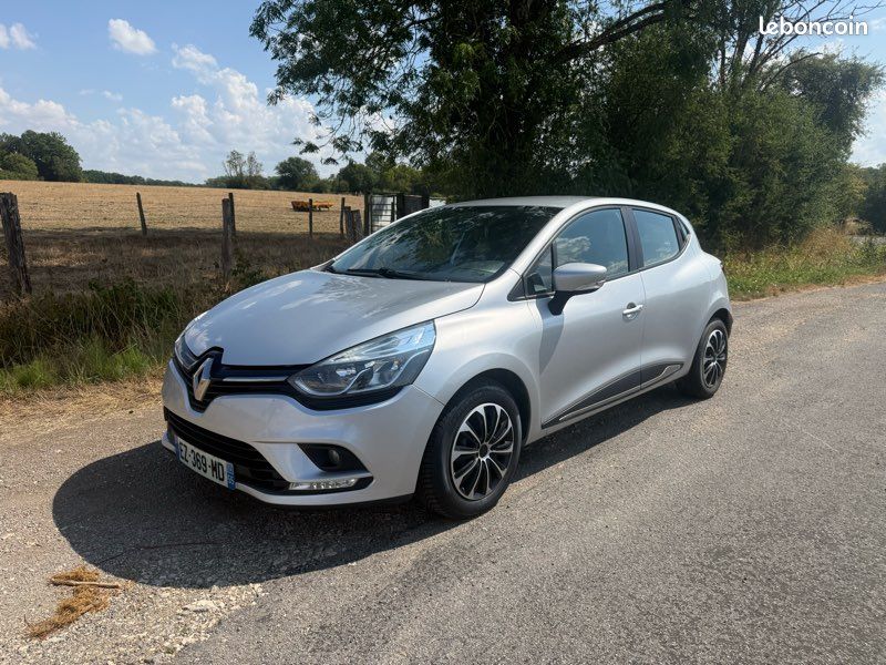 Renault clio IV (image 1)
