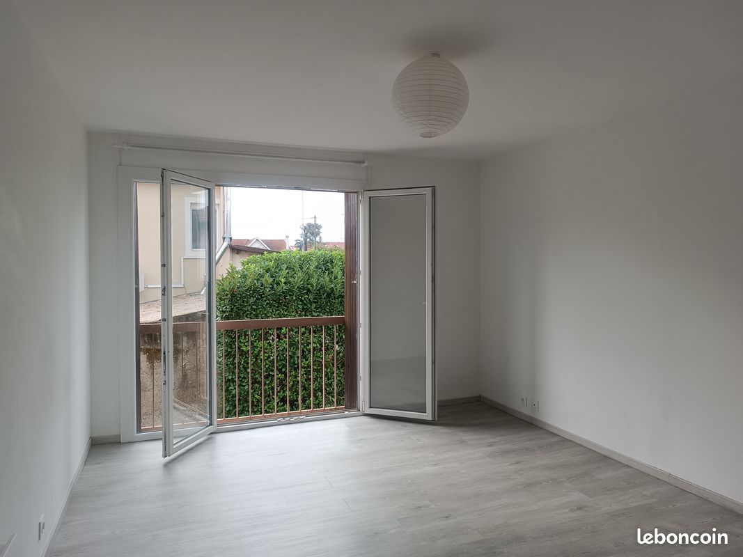 Appartement 1 pièce 36 m² · à Romans-sur-Isère · 36 m² · 520 €/mois