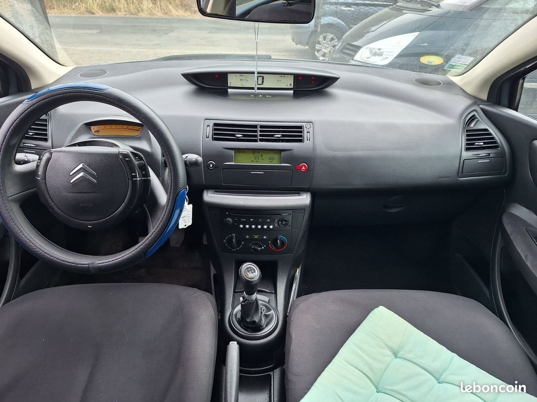 CITROEN C4 C4 1.4i 16V 90 Pack (image 7)