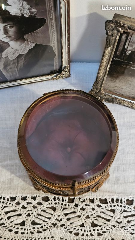 Ancienne Boîte à Bijoux En Laiton Et Verre Biseauté - Style Hôtel De Ville De Paris, Occasion