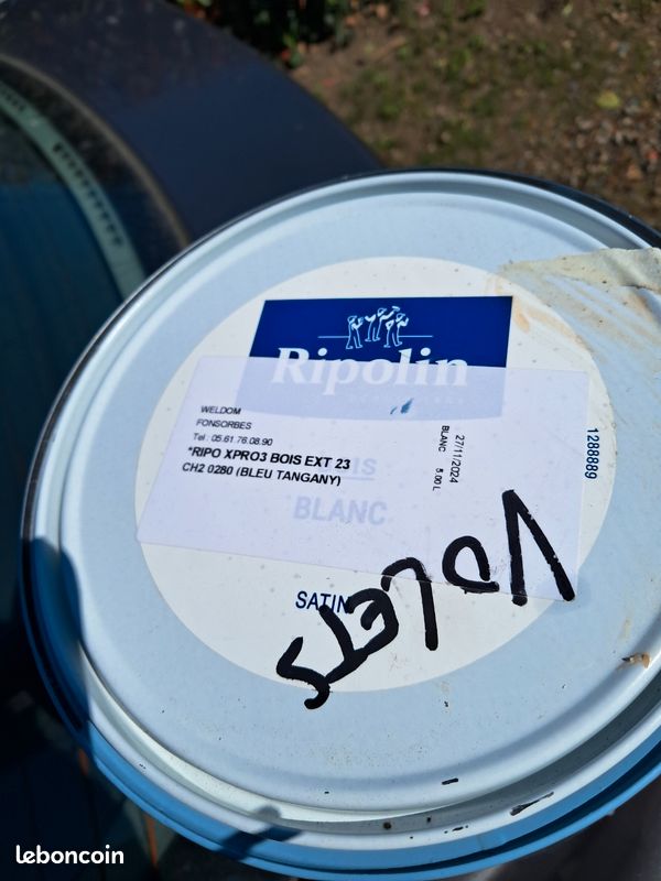 Vends peinture bois bleue (image 1)
