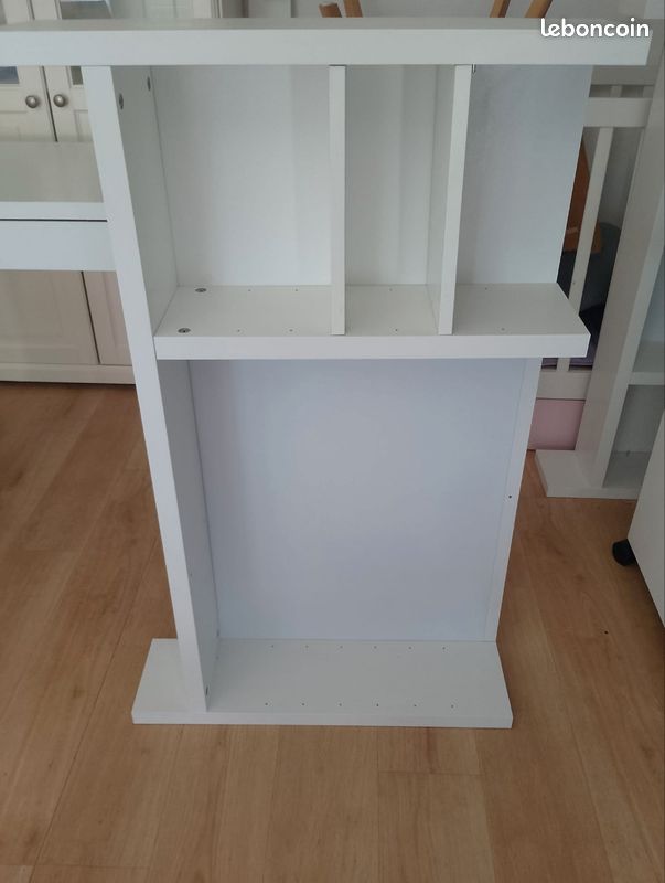 Surmeuble IKEA MICKE blanc (105 x 65 cm) 40 euros (image 1)
