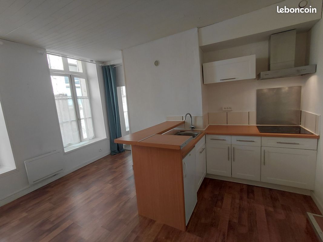 Appartement 2 pièces 45 m² · à Laon · 45 m² · 420 €