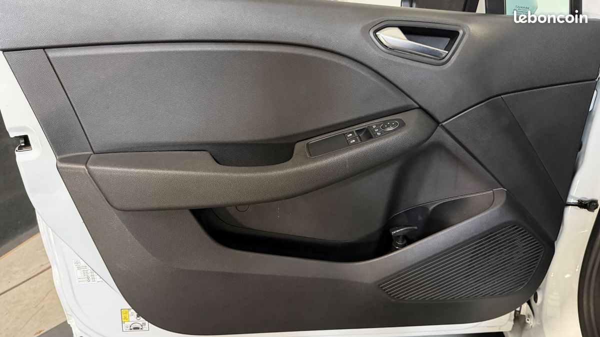 RENAULT CLIO 1.5 BLUEDCI 85ch BUSINESS - ENTRETIEN A JOUR - CARPLAY - 2EME MAIN (image 11)