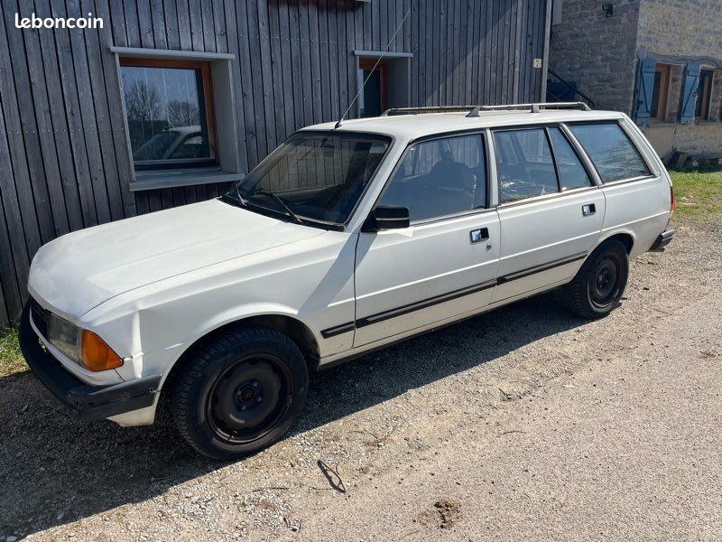Peugeot 305 break GR (image 3)