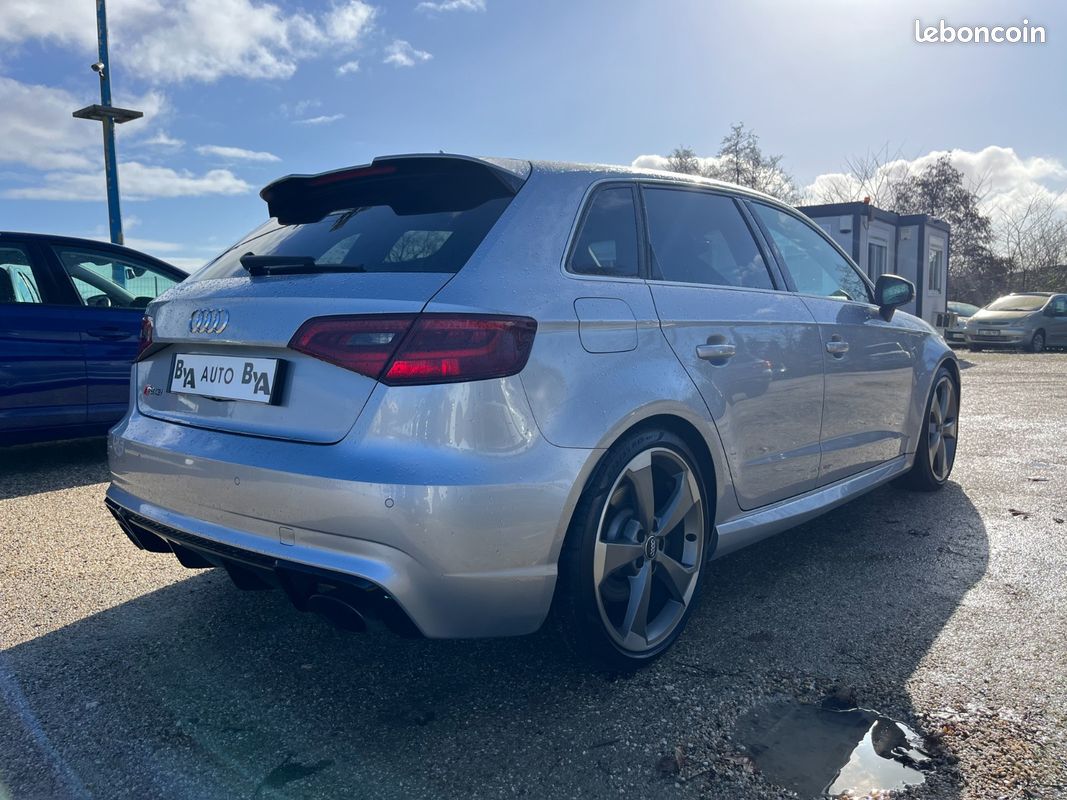 Audi RS3 SPORTBACK 2.5 TFSI 367cv quattro S-Tronic (image 10)