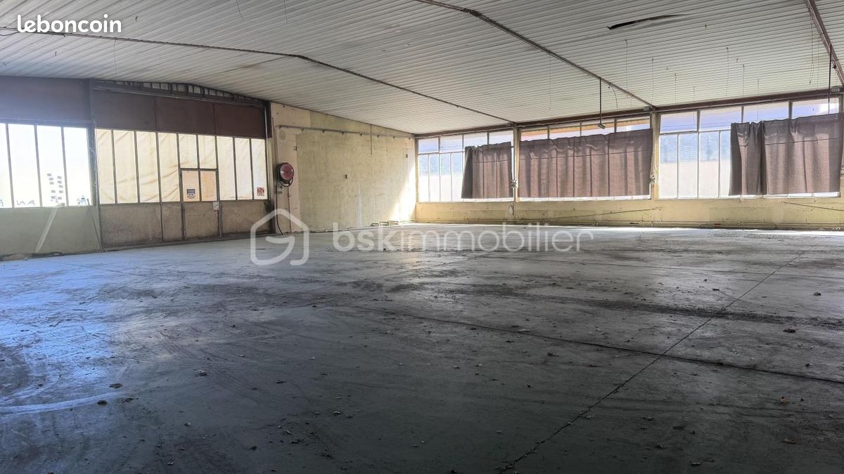 Appartement 10 pièces 370 m² · à Romans-sur-Isère · 370 m² · 169 000 €