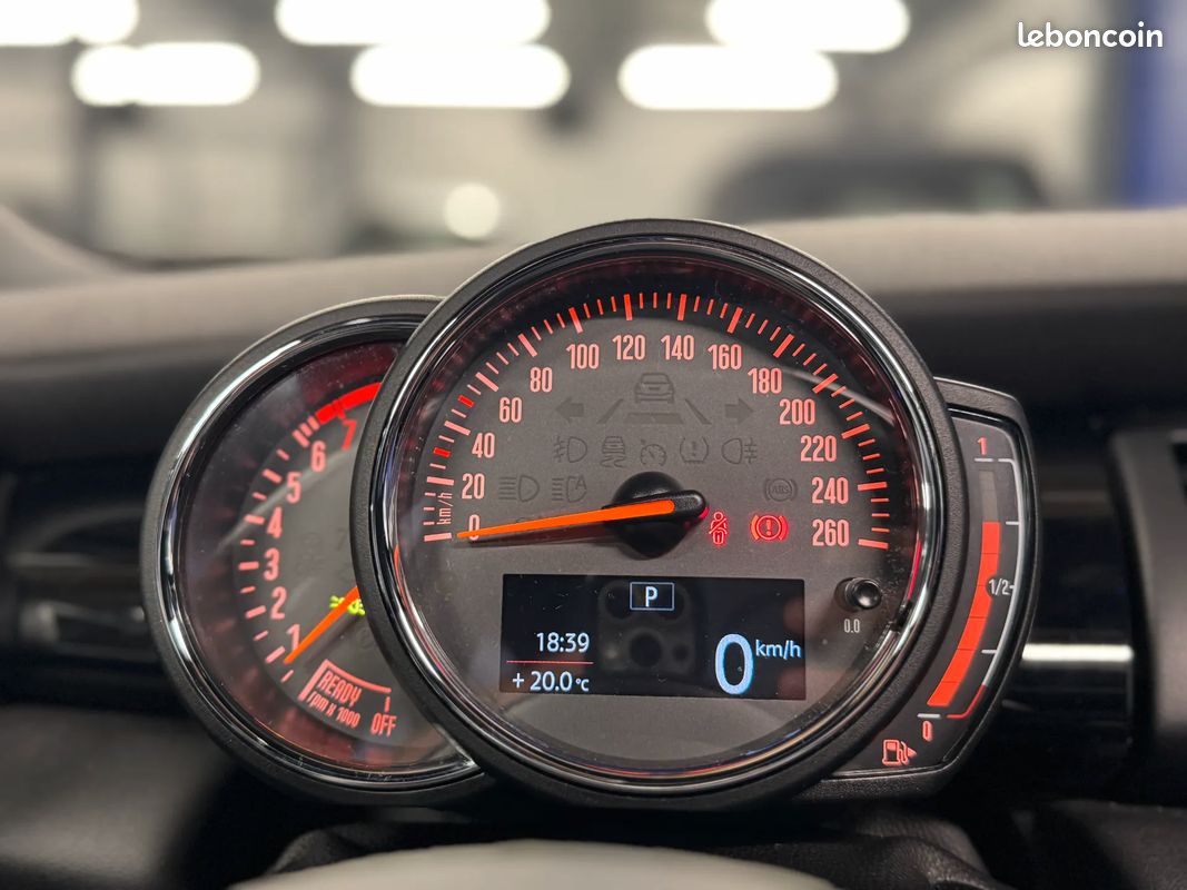 MINI Cooper S 2.0L 192ch Edition Greenwich - Toit ouvrant - Suivi complet - Bande blanche Fournie neuve - 2020 (image 16)
