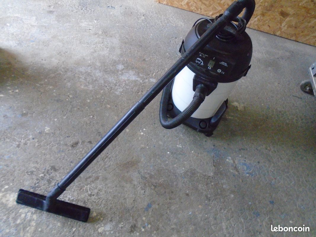 Aspirateur eau et poussiéres (image 4)