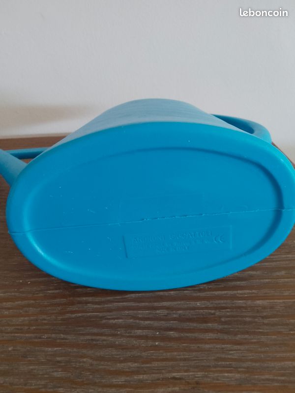 Arrosoir enfant très bonne état 0,50 cts (image 7)