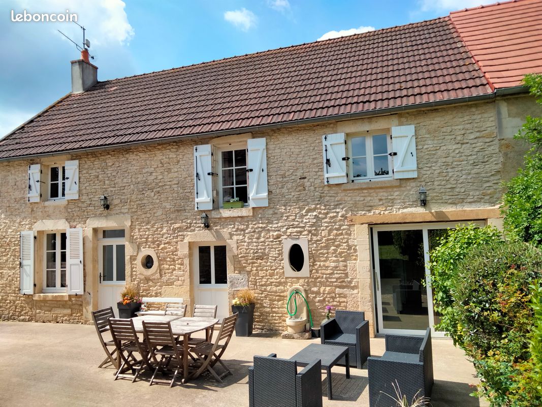 Maison 5 pièces 160 m² · à Entrains-sur-Nohain · 160 m² · 198 000 €