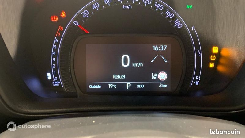 Toyota Aygo X 1.0 VVT-i 72ch Design S-CVT MY24 (image 10)