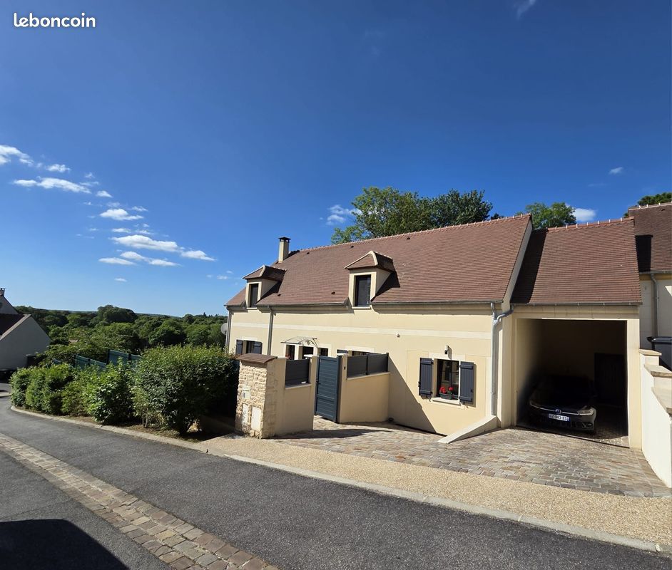 Maison 7 pièces 128 m² · à Vigny · 128 m² · 459 000 €
