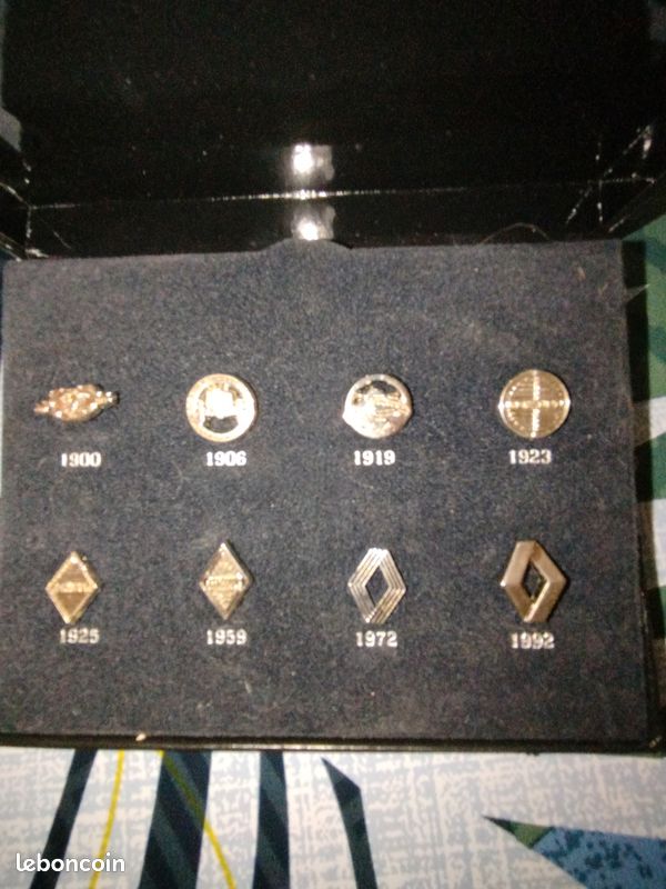 7 PIN'S LAPEL PIN VW VOLKSWAGEN AUDI V.A.G AUTO CAR VOITURE GOLF
