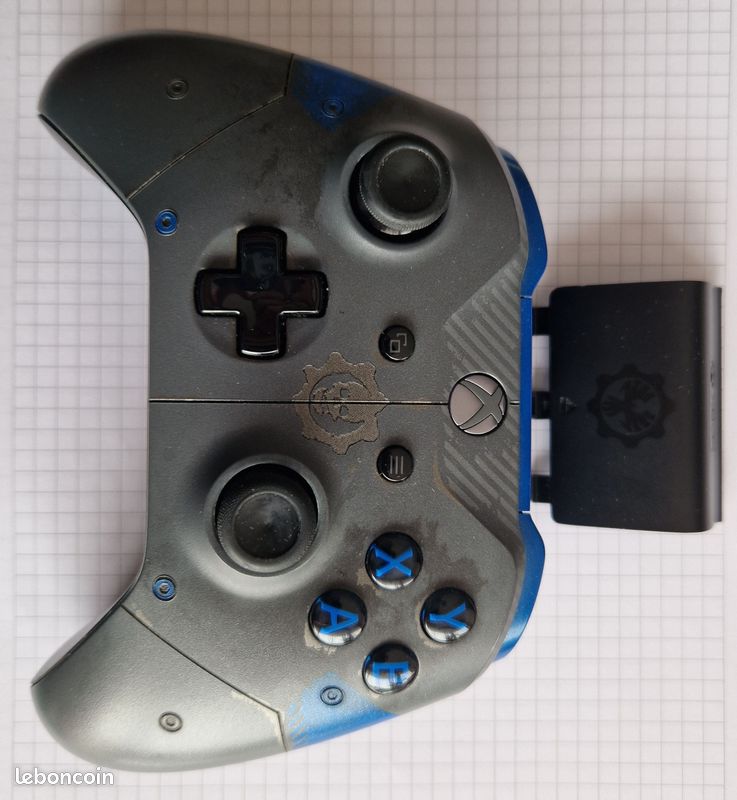 Manette Xbox Gears of war 4 Limited Edition - Consoles