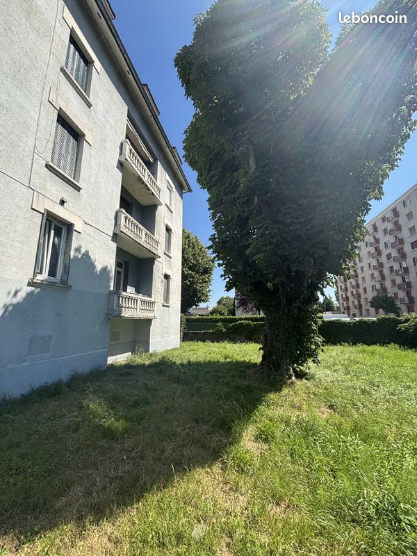 Appartement 2 pièces 44 m² · à Fontaine · 44 m² · 114 000 €