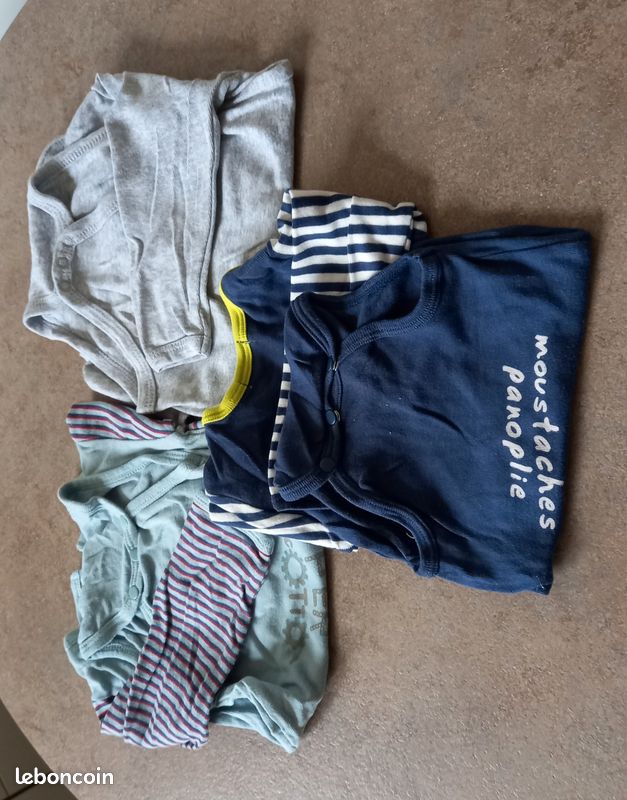 Lot 3 pyjamas et 3 bodys 1 an (image 4)