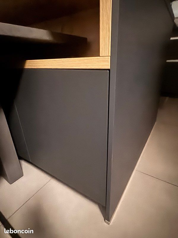 Îlot de cuisine équipé avec table et chaises (image 6)