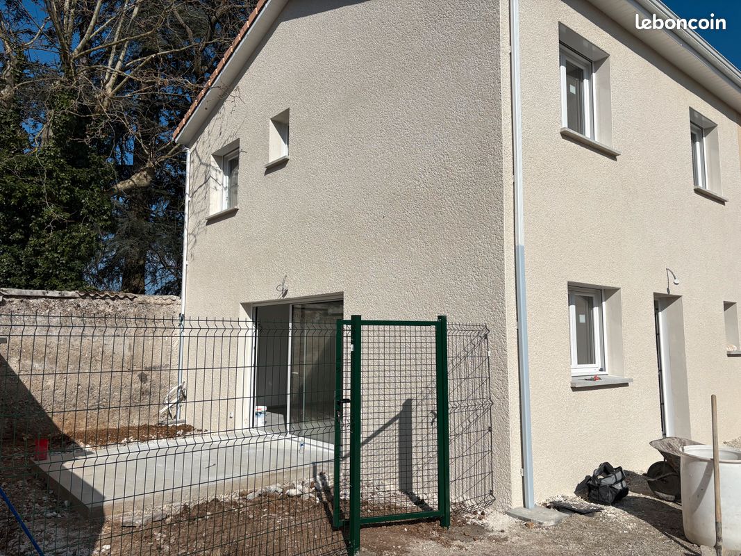 Maison 4 pièces 90 m² · à Chatuzange-le-Goubet · 90 m² · 1 080 €/mois