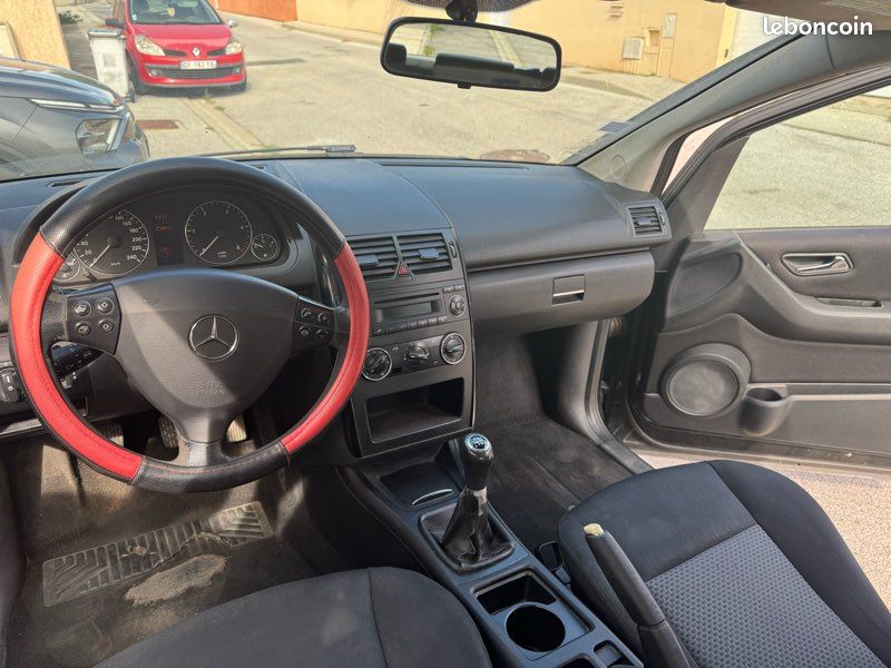 Mercedes A180 (image 3)