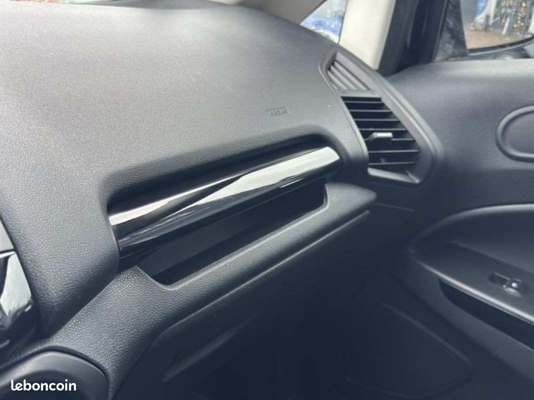 FORD ECOSPORT 1.0 ecoboost 125 st-line (image 17)