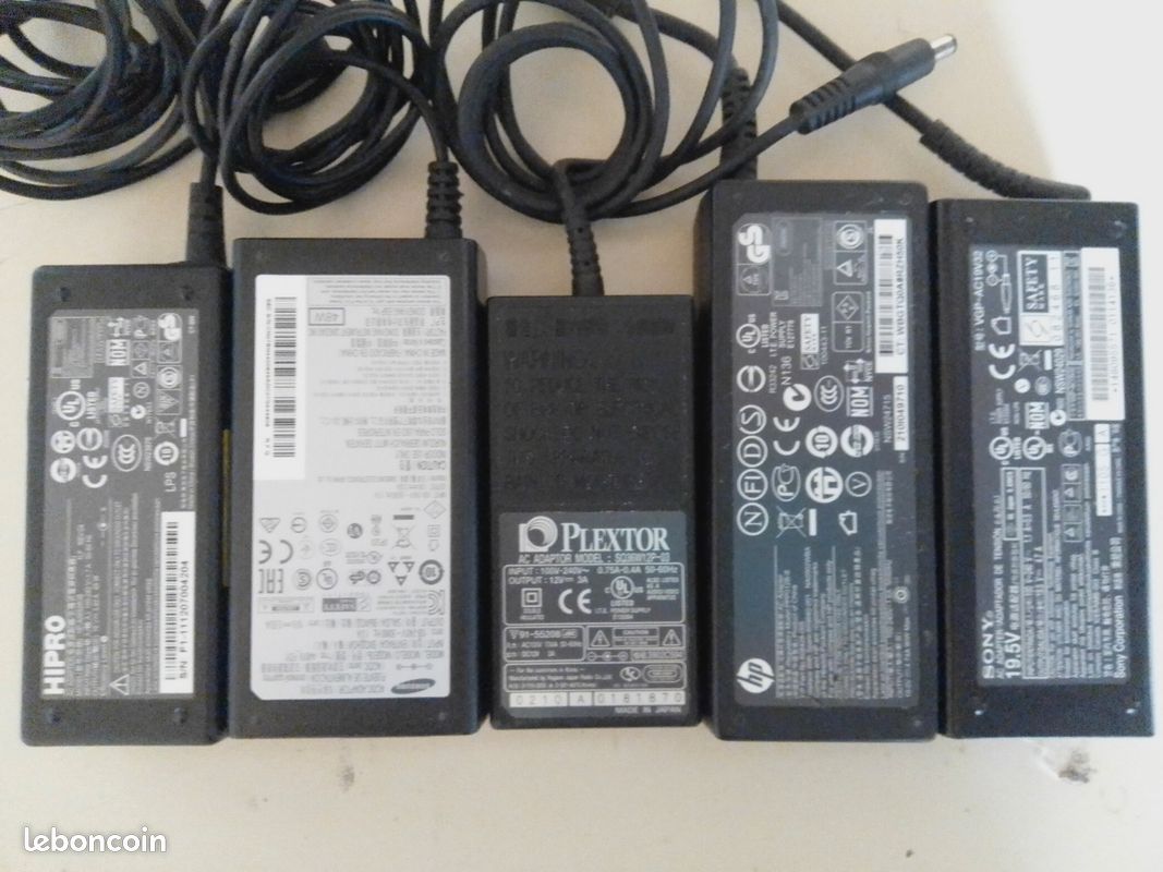 Lot chargeurs pc (image 1)