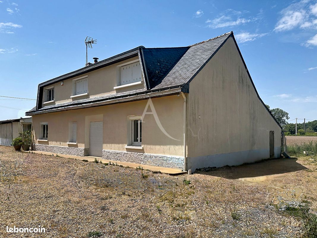 Maison 5 pièces 98 m² · à Longué-Jumelles · 98 m² · 198 900 €